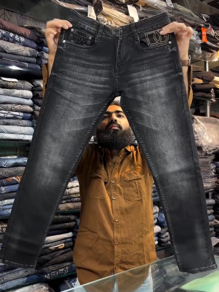 Trendy Retro Straight-Leg Jeans