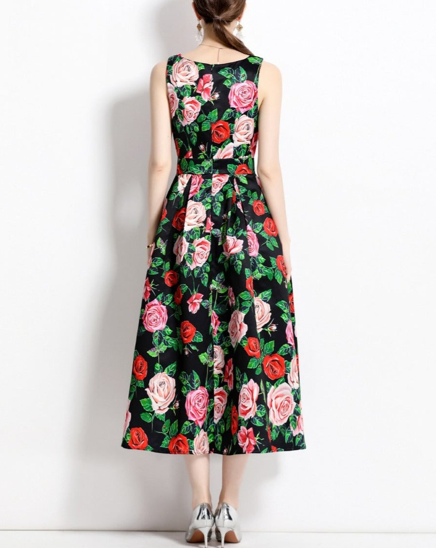 Rotes Kleid mit Blumen-Vintage-Print